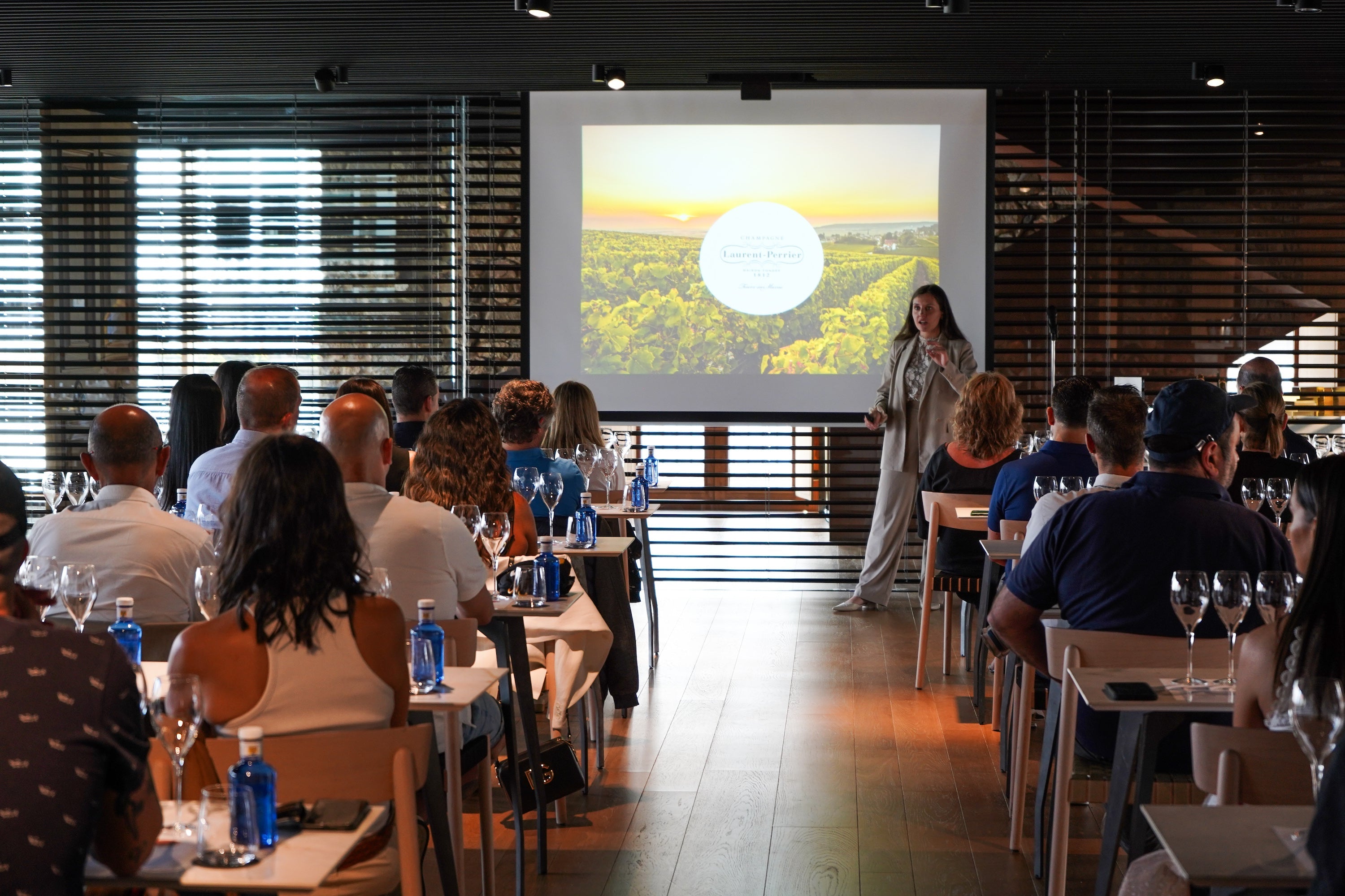 Laurent Perrier presenta en Galicia sus champagne de la mano de Difersa & Primavinia