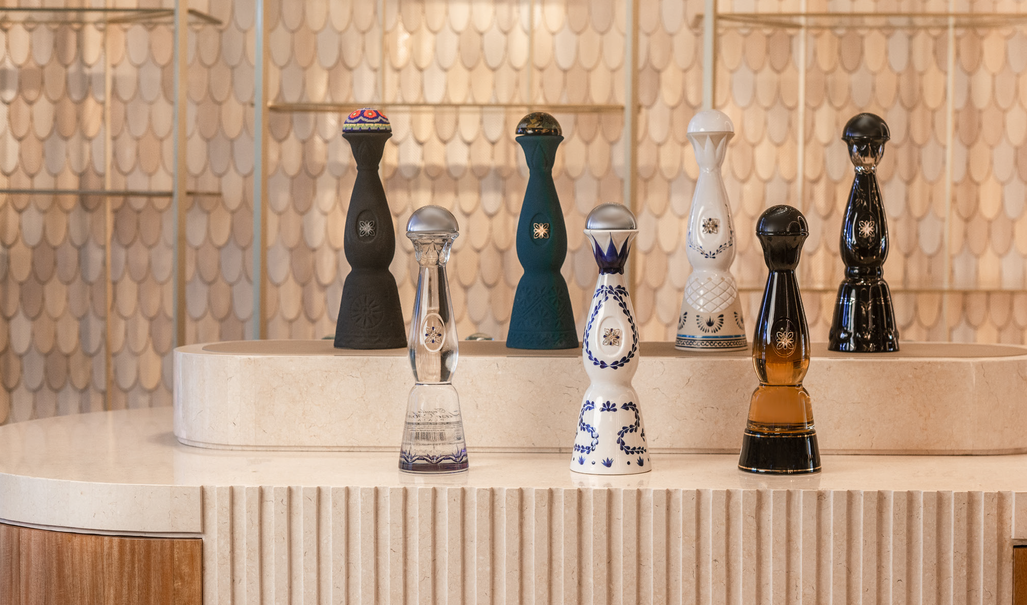 Difersa & Primavinia asume la importación del tequila Clase Azul en Galicia